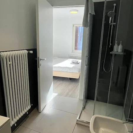 The Lakeside - Strategic Position!