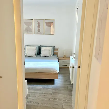 Apartment The Lakeside - Strategic Position! *
