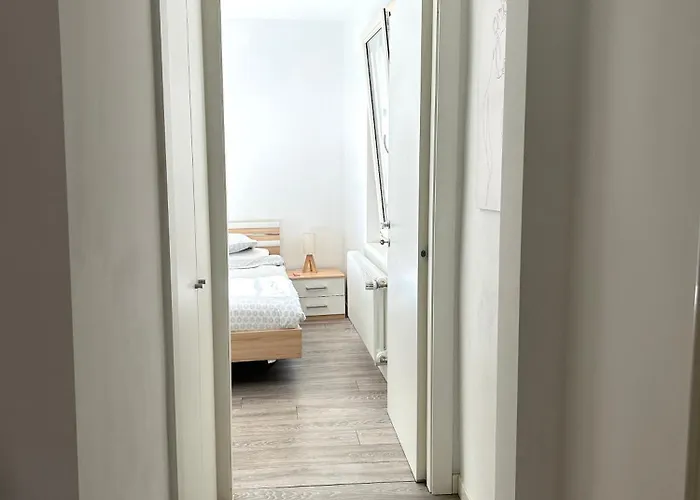 The Lakeside - Strategic Position! Lugano