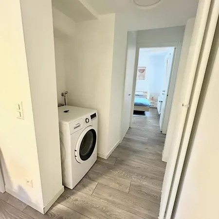 アパート The Lakeside - Strategic Position! ルガーノ